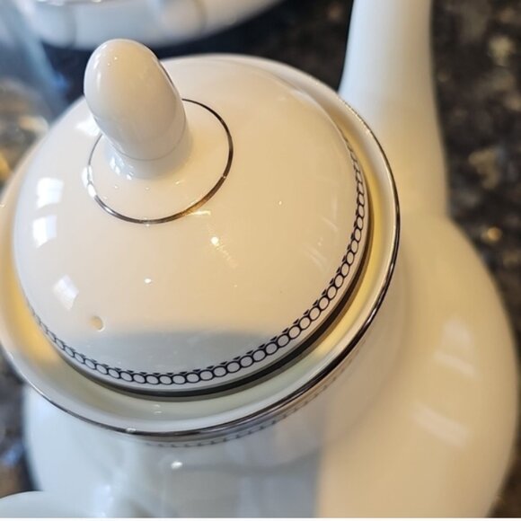 Sarabande Royal Doulton COFFEPOT with Silver Trim - Picture 3 of 7